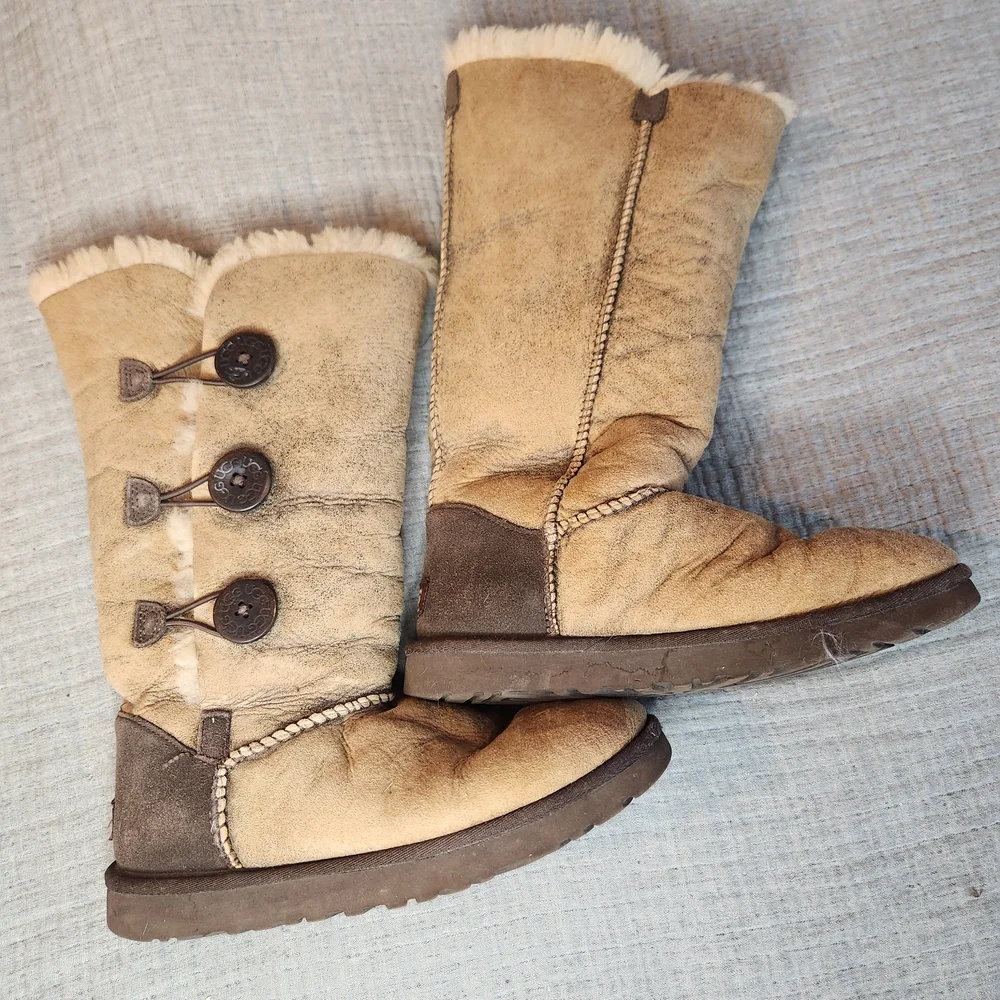 Ugg Bailey Button Triplet Bomber 3049 W/  Women's Size 7 13